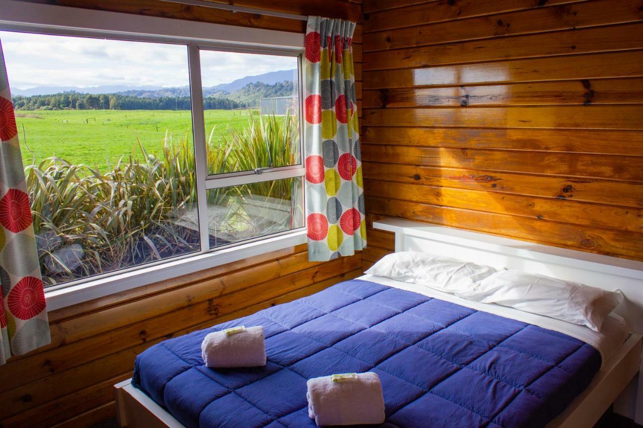 Little Wanganui Hotel Esterno foto